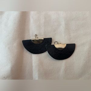 Black/Gold Fan Earrings